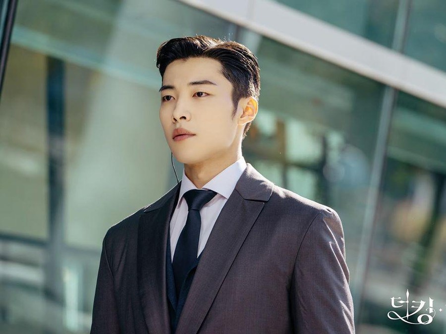 8 Aktor Korea Terpopuler versi Netflix, Salah Satunya Nam Joo-Hyuk!